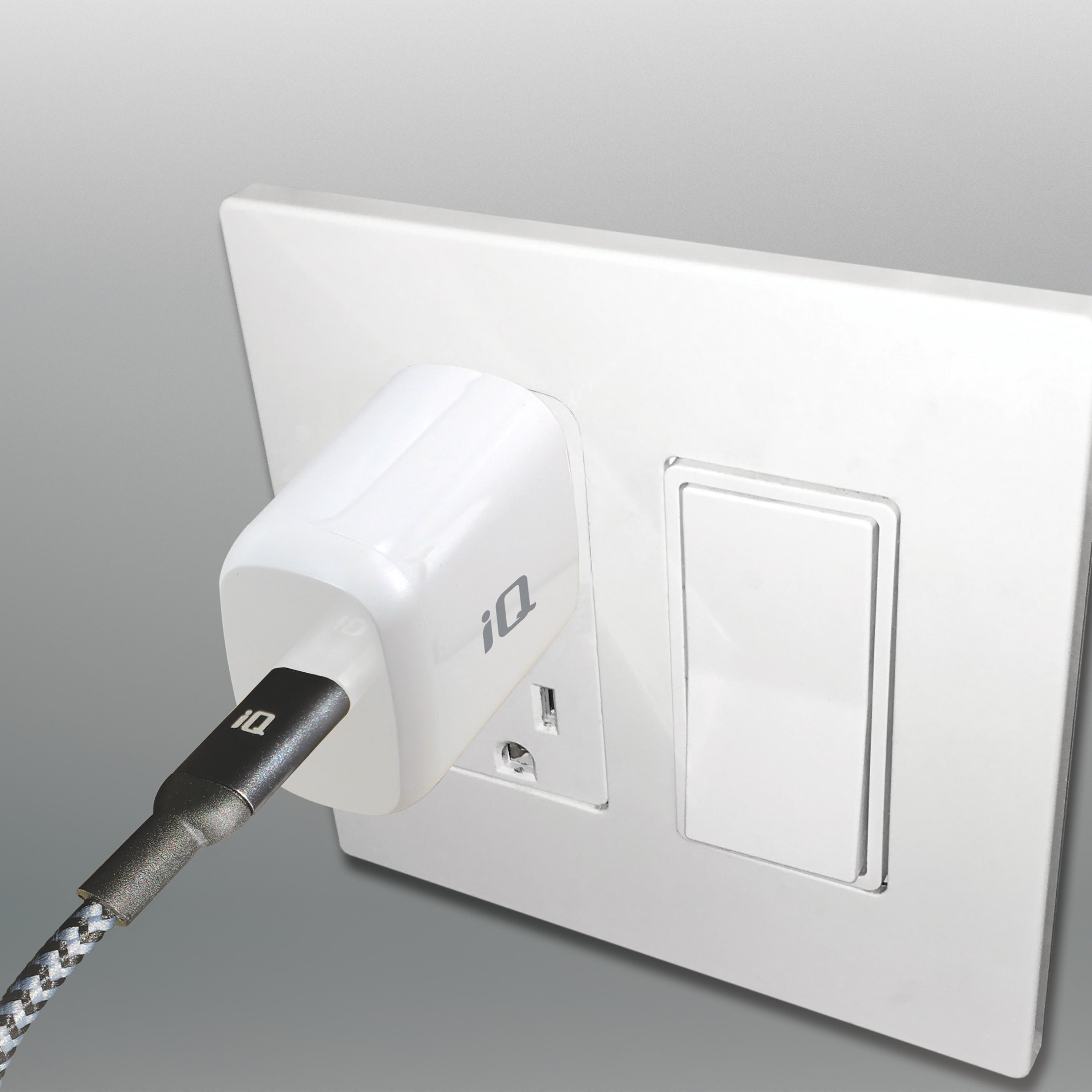 iQ USB PD 20W Wall Charger - White
